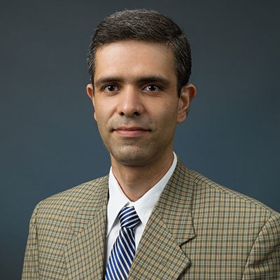 UIC chemical engineering Associate Professor Shafigh Mehraeen