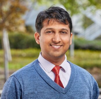 UIC chemical engineering alumnus Aditya Prajapati, PhD ’22 