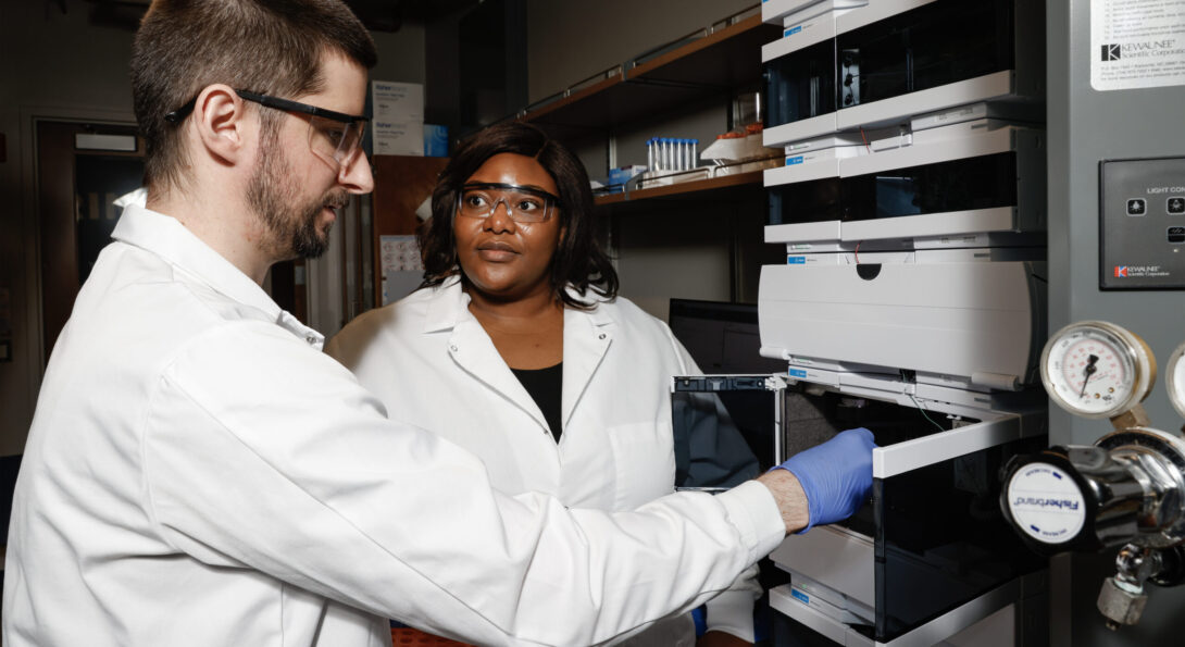 University of Illinois Chicago College of Engineering CHE Ezinne Achinivu uses high performance liquid chromatography to separate key intermediates in their lab.