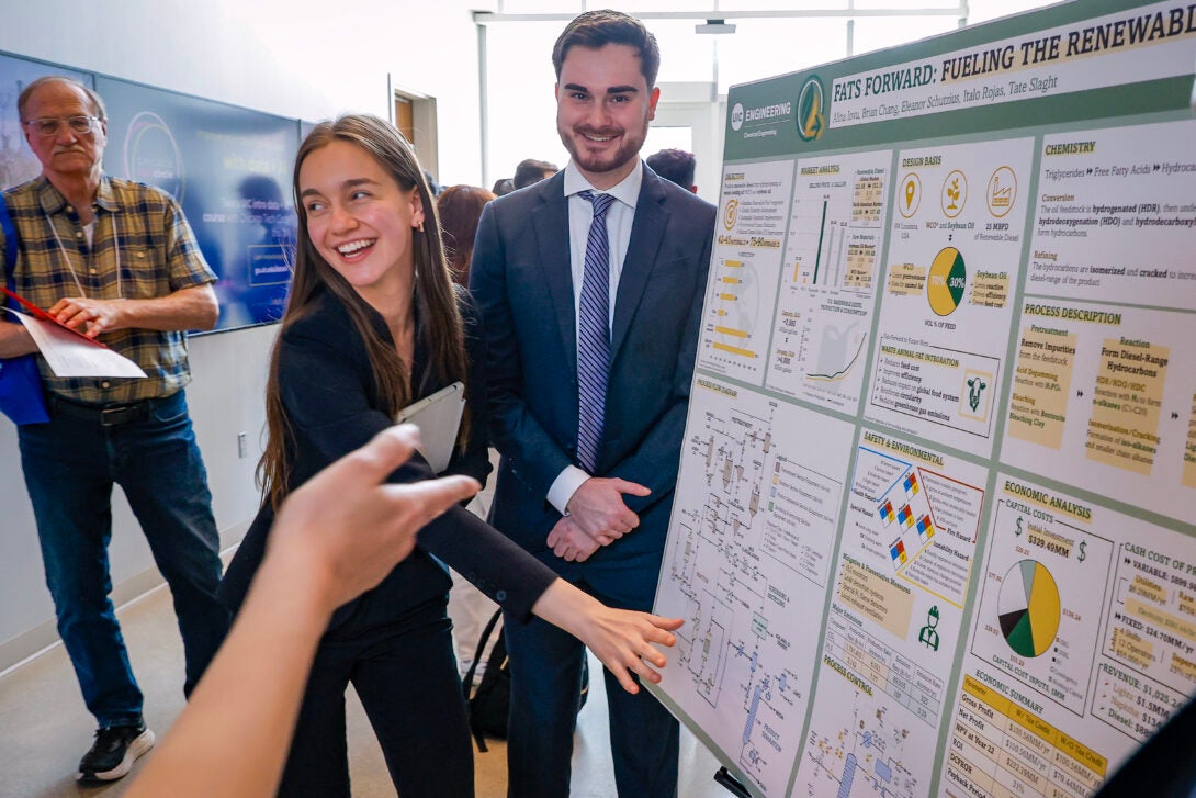 University of Illinois Chicago College of Engineering CHE students discuss their research posters at the Design Showcase as an addition to the Expo senior design event at EIB, April 28, 2025.